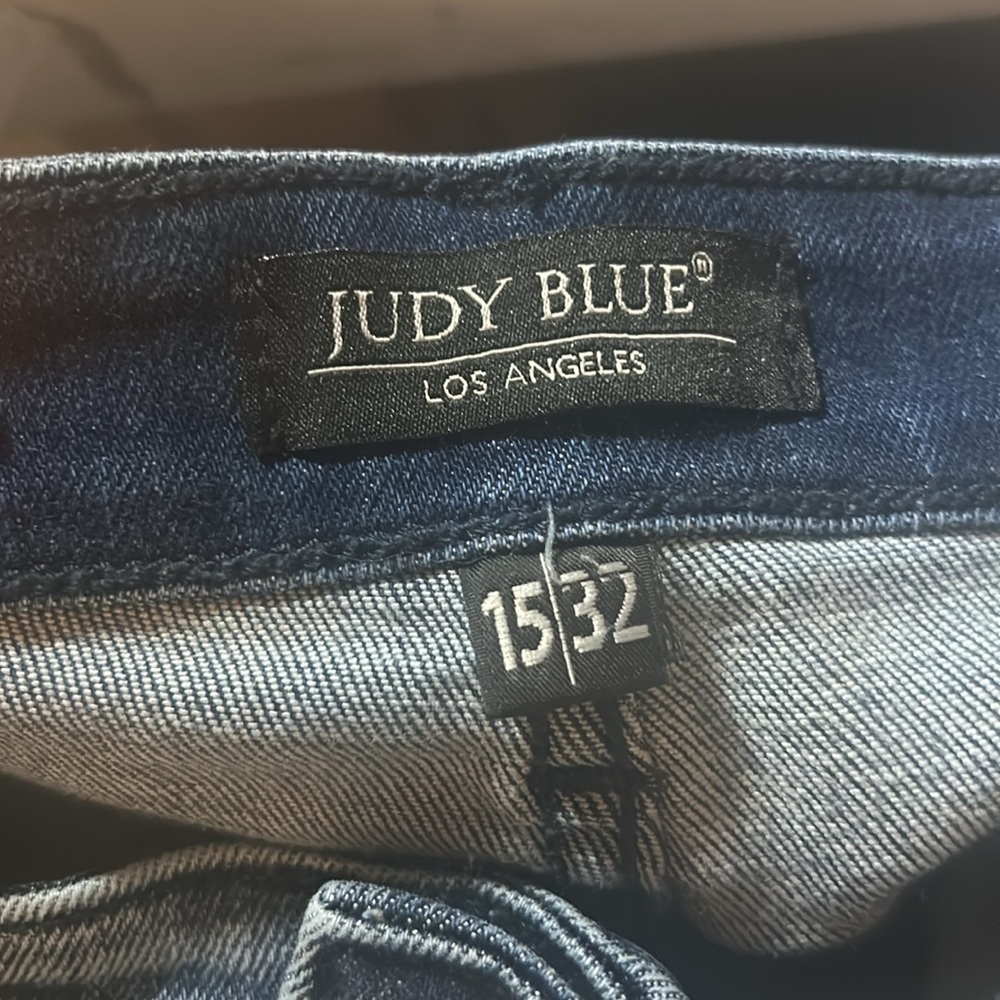 Judy Blue Andrea Boyfriend Fit High Rise Destroyed Distressed Ankle Jeans 15/32 - Picture 4 of 6